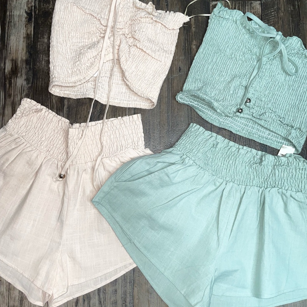 Women's Smocked Shorts Set in Cream and Mint